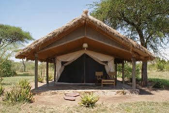 Robanda Tented Camp Exterior photo